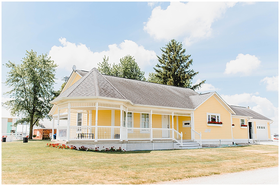 Backyard Wedding Day in Lebanon Indiana_0115.jpg