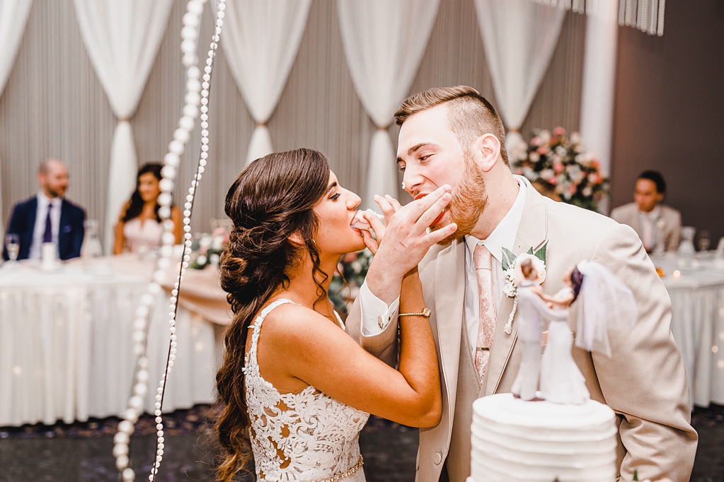 Wedding Day at Aberdeen Manor in Valparaiso Indiana_1699.jpg