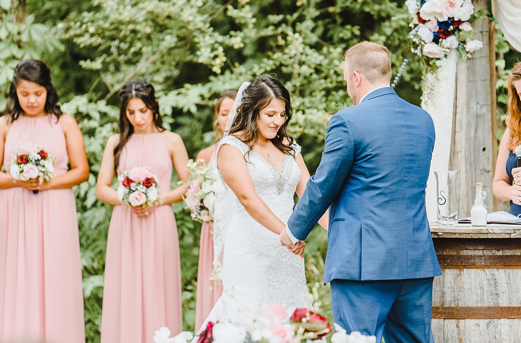 Wedding day at Hidden Hollow Farms in Crawfordsville Indiana_1544.jpg
