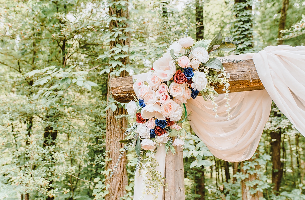 Wedding day at Hidden Hollow Farms in Crawfordsville Indiana_1588.jpg