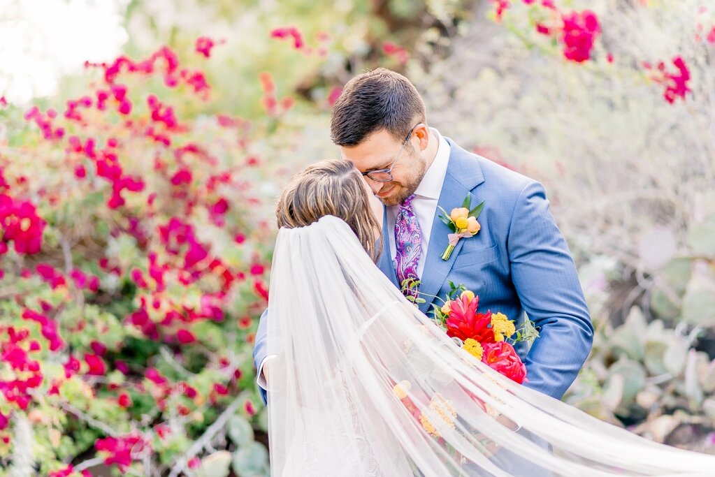 Citrus Styled Wedding Day in Pheonix Arizona by Sarah Elizabeth Photos at Tempe at the Buttes_0040.jpg