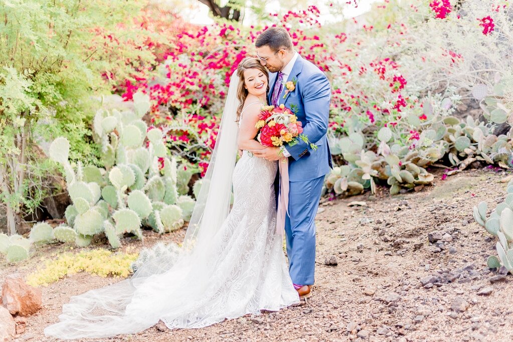 Citrus Styled Wedding Day in Pheonix Arizona by Sarah Elizabeth Photos at Tempe at the Buttes_0042.jpg