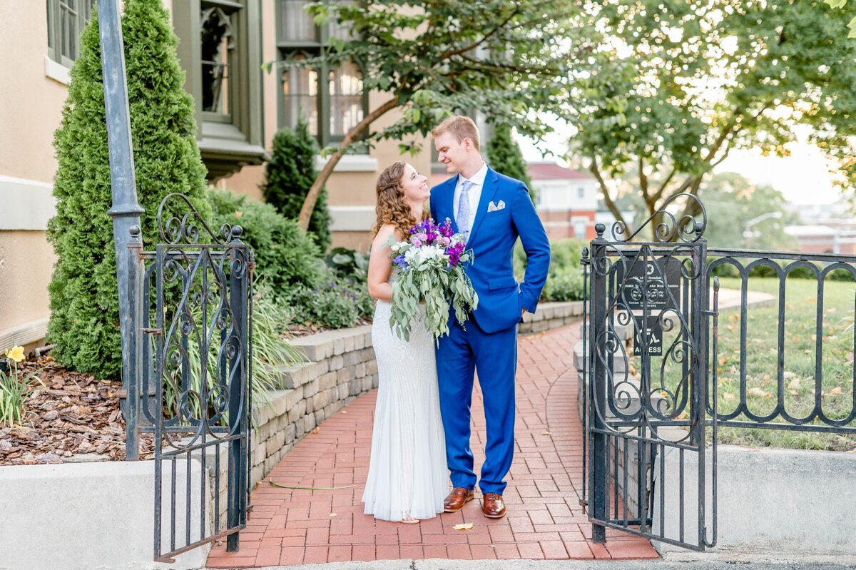 Wedding Day at Fowler House Mansion in Lafayette Indiana by Sarah Elizabeth Photos_0623.jpg