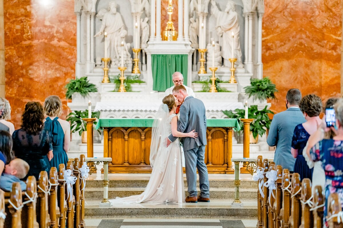 Wedding Day at Venue 1401 in Jasper Indiana_2011.jpg