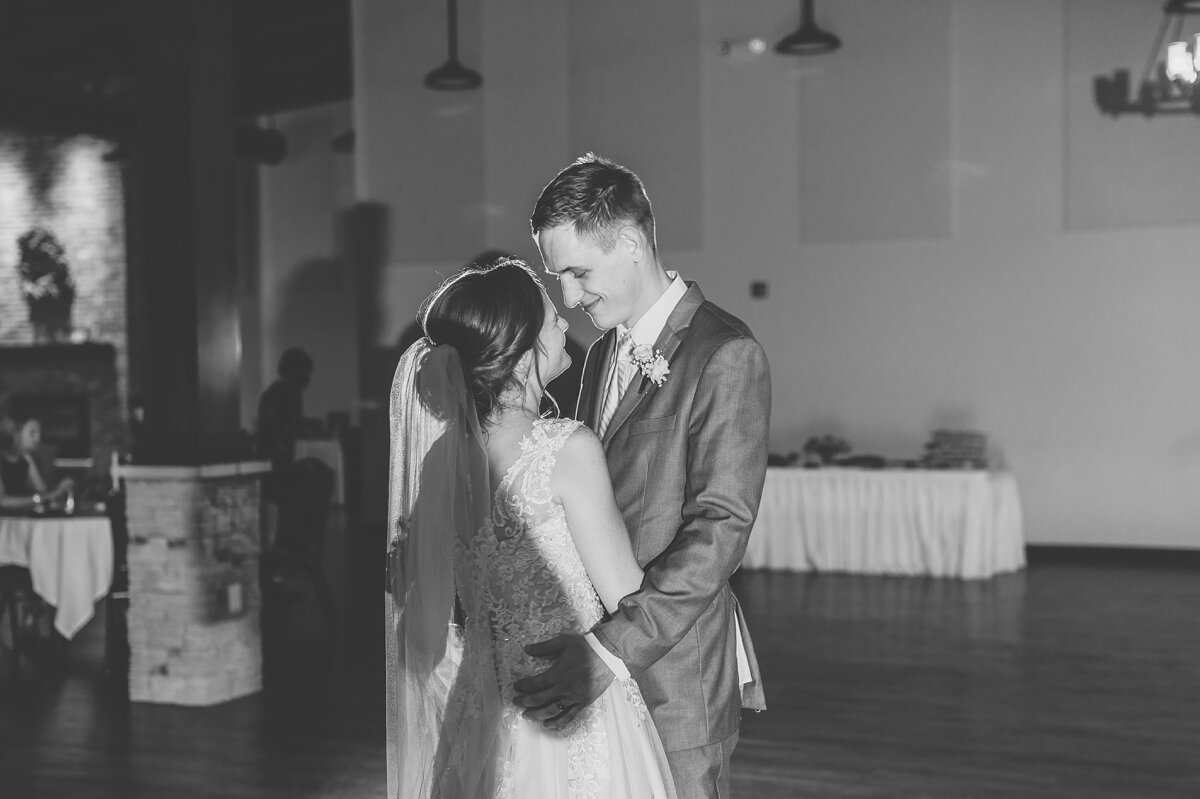 Wedding Day at Venue 1401 in Jasper Indiana_2057.jpg