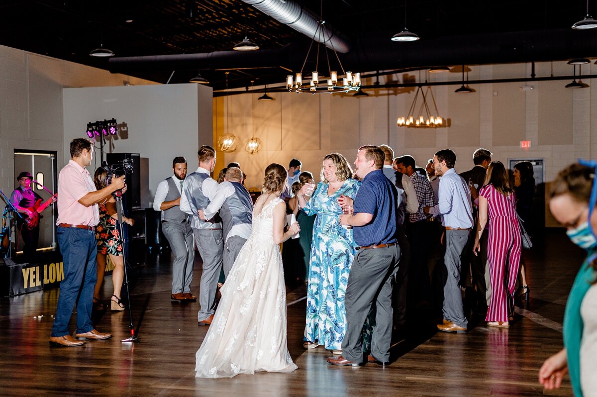 Wedding Day at Venue 1401 in Jasper Indiana_2069.jpg