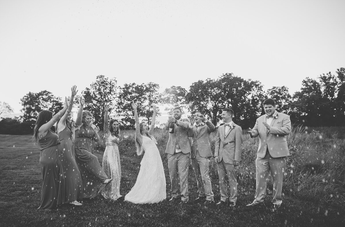 Wedding Day at Union 12 in Columbia City Indiana by Sarah Elizabeth Photos_2157.jpg