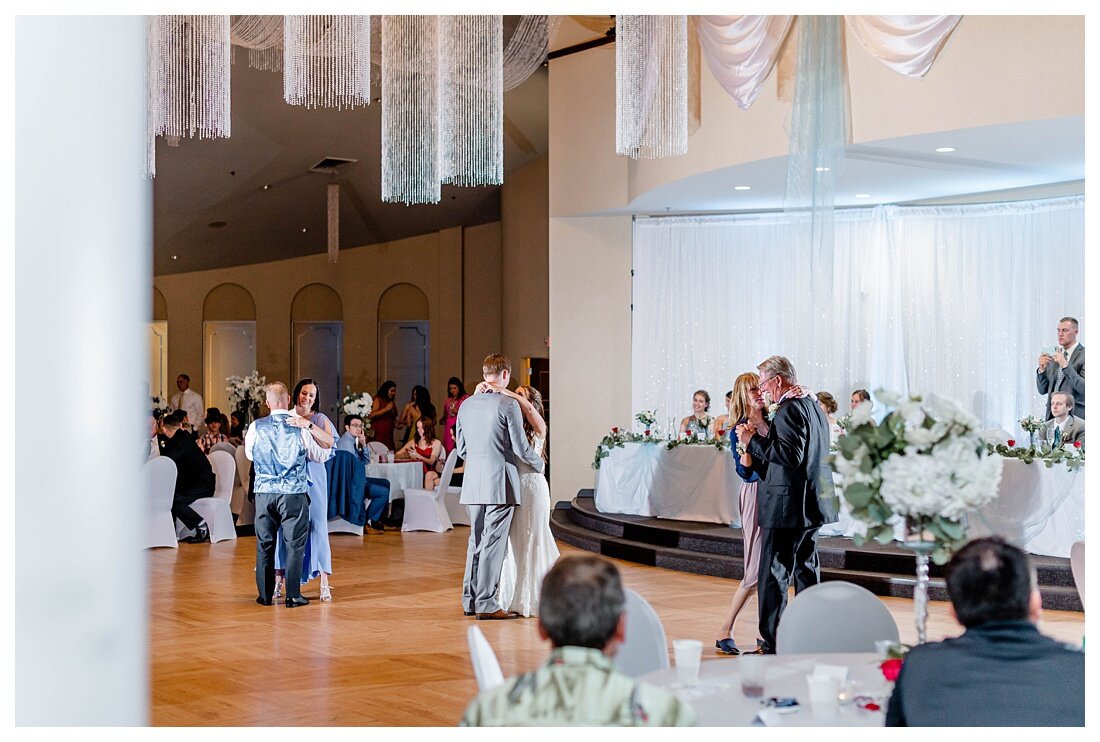 Indianapolis Wedding Photographer-Duneland Falls Wedding Day_0413.jpg