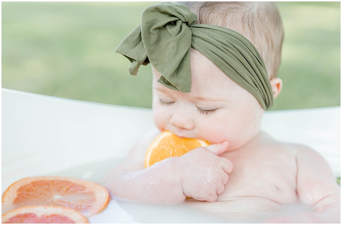 6-month Citrus Milkbath shoot by Sarah Elizabeth Photos_0976.jpg