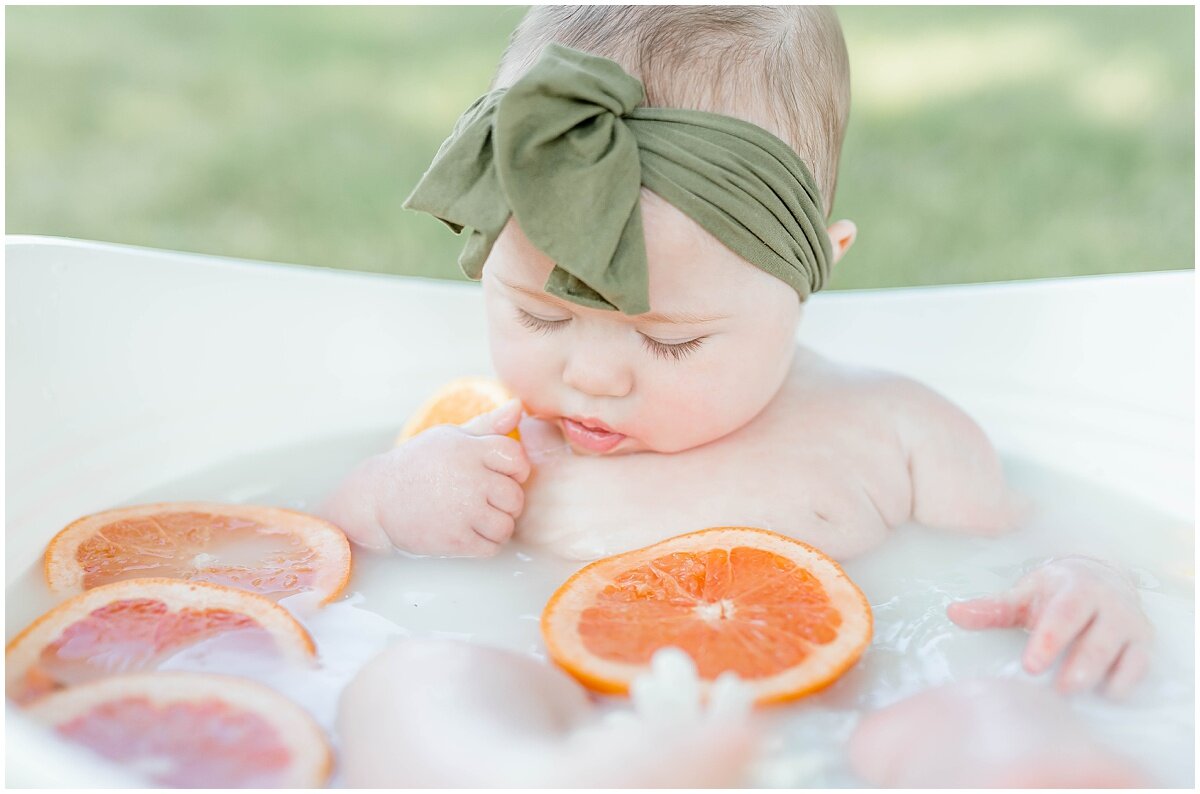 6-month Citrus Milkbath shoot by Sarah Elizabeth Photos_0978.jpg